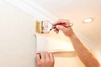 Pose de papier peint à la Calmette — revêtements muraux et toiles de verre